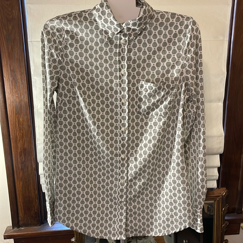 MERONA Long sleeve button down blouse